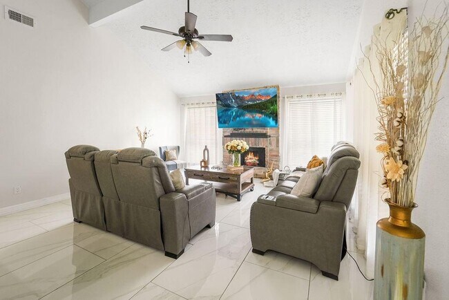 Foto del edificio - 7710 8 Willows Rd