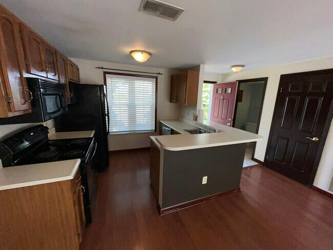 Foto del edificio - 3 Criswell Ln