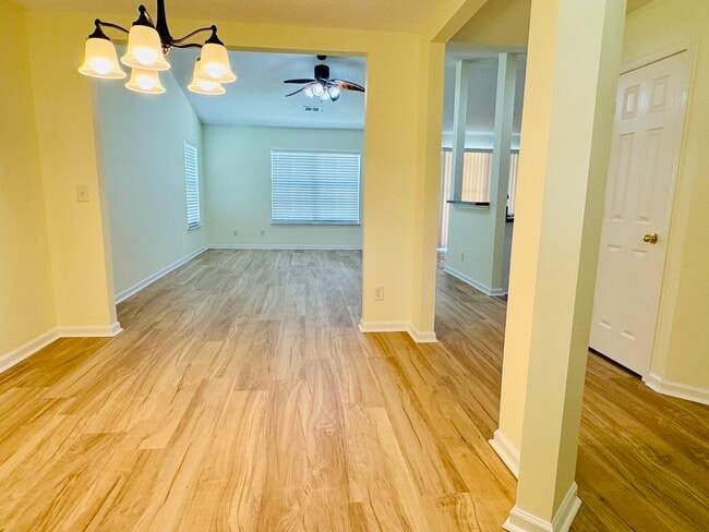 Building Photo - 188 Tibton Cir