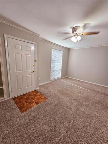 Foto del edificio - 9825 Valley Meadow Ct