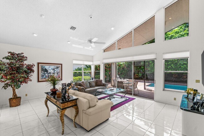 Foto del edificio - 2082 NW 56th St