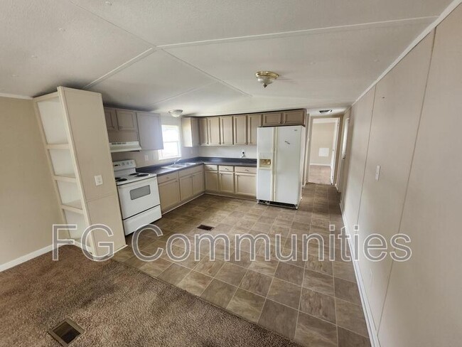 Building Photo - 3006 Michelle Cir