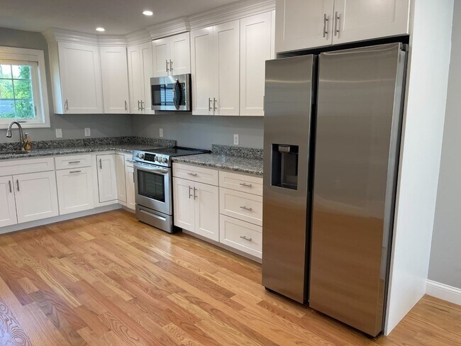 Foto del edificio - 1093 Main St