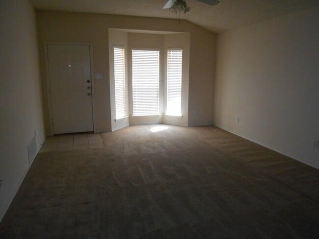 Foto del edificio - Convenient To Tech/LCU/ South Plains Colle...