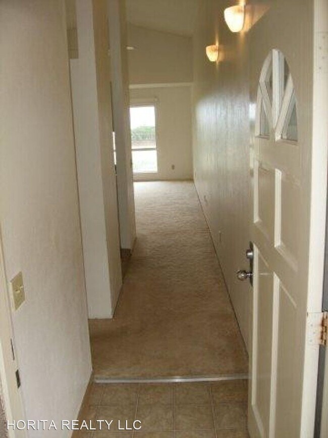 Building Photo - 92-1210-1210 Palahia St