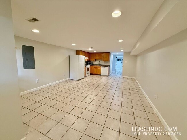 Foto del edificio - 1248 Florida Ave NW