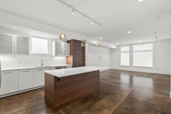 Foto del edificio - 2157 N Park Ave