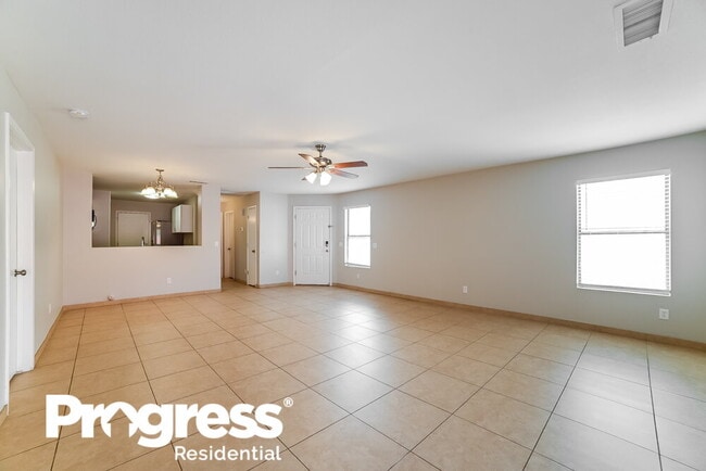 Building Photo - 13766 W Elm St