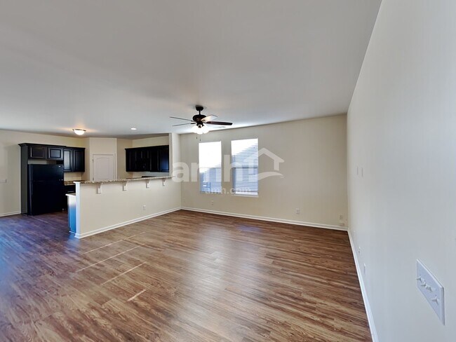 Foto del edificio - 1241 Riverbirch Way