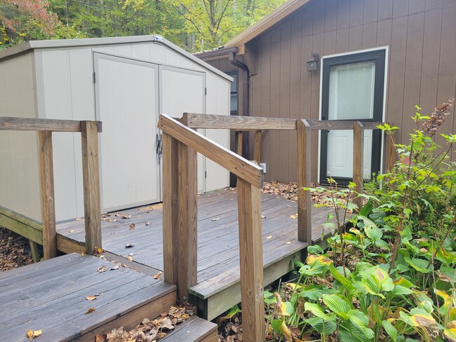 Building Photo - 1061 Caldwell Dr