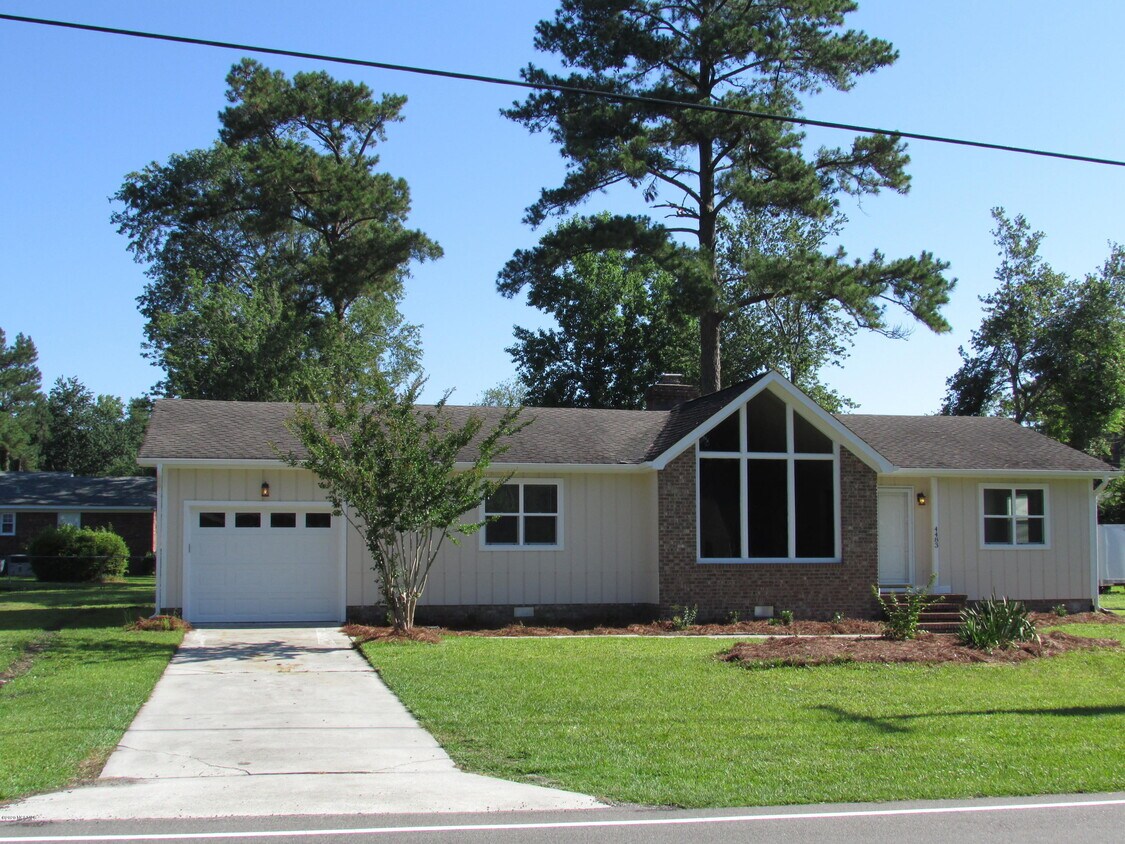 4483 Gordon Rd, Wilmington, NC 28405 House for Rent in Wilmington, NC