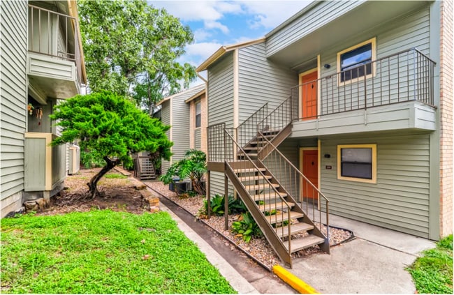 dhdhdgdv.PNG - Lost Creek Ranch Apts