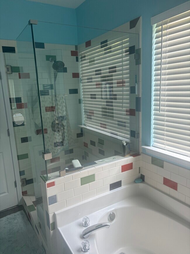 Foto del edificio - 1503 Crimson Creek Dr