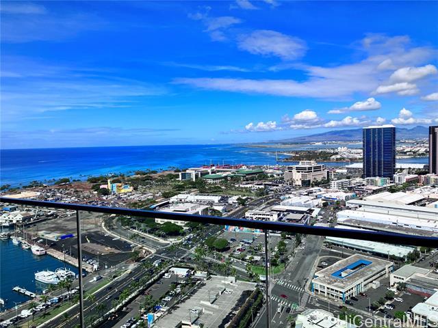 Building Photo - 1000 Auahi St