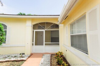 Building Photo - 6788 Las Colinas St
