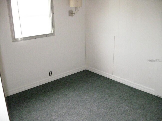 Building Photo - 305 51st Avenue Plaza W