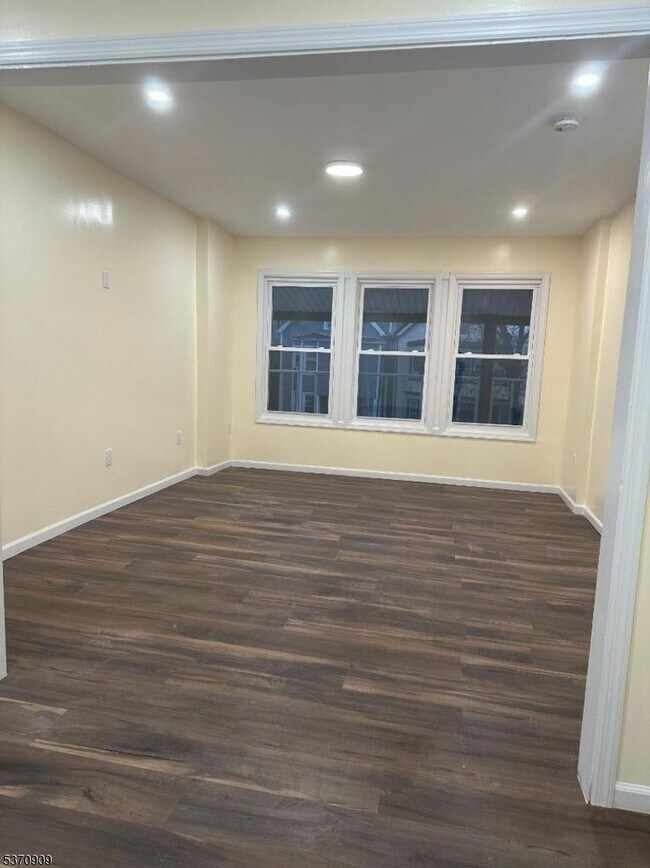 Foto del edificio - 120 N 14th St