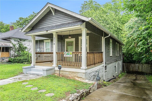 Foto del edificio - 218 Laurel Ave SW