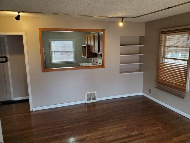 Foto del edificio - 3004 2nd Ave S