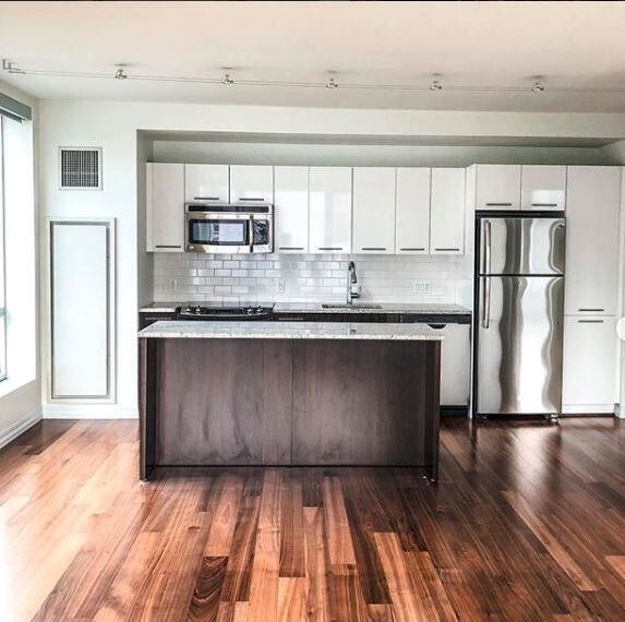 Building Photo - 2 bedroom in Boston MA 02210