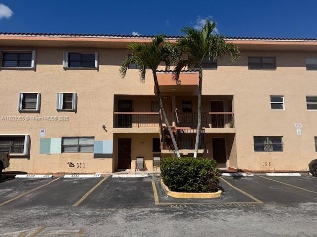Foto principal - 5530 W 26th Ct
