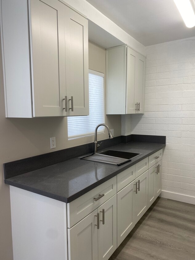 New kitchen - 1225 Grandview Ave