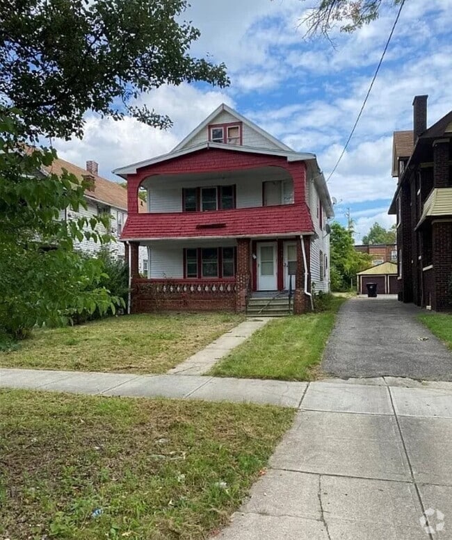 Greenleaf Apartments for Rent with Utilities Included Cleveland, OH 2 Rentals