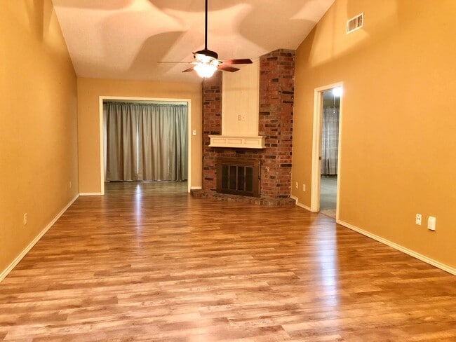 Building Photo - 5113 56th St