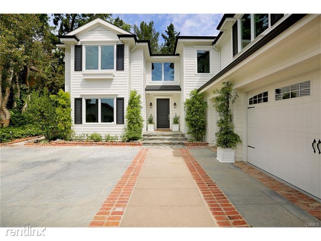 Building Photo - 3060 Deep Canyon Dr