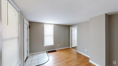 Building Photo - 510 Poplar St