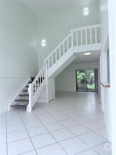 Building Photo - 10532 SW 112th Ave