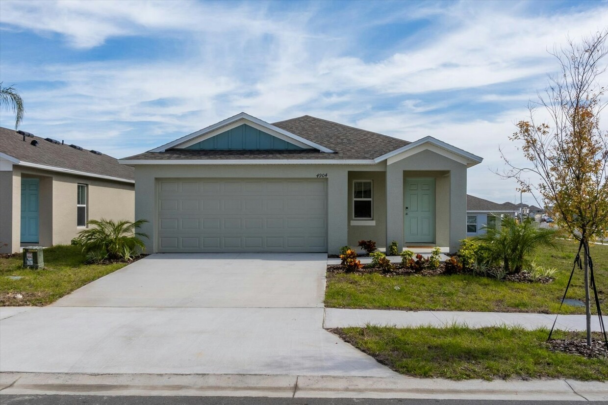 Primary Photo - 4904 Mainsail Street