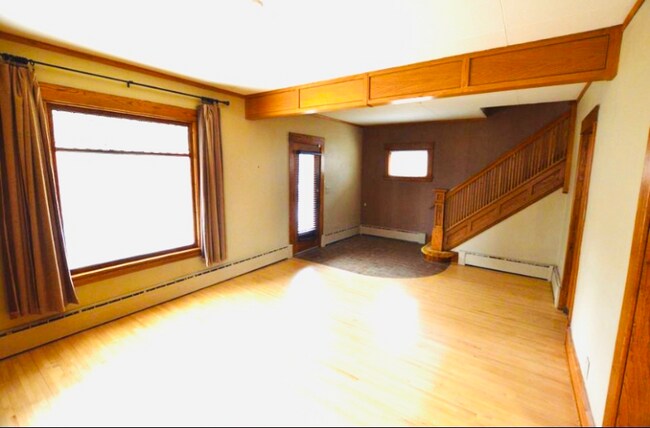 Building Photo - 408 S Arch St