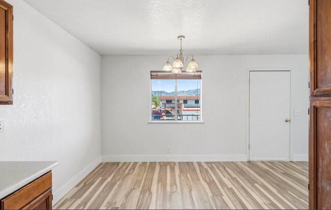 Foto del edificio - 2291 McCulloch Blvd N