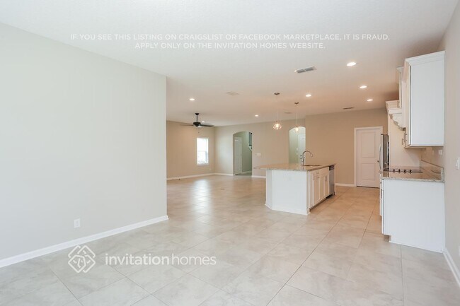 Foto del edificio - 81080 Leeside Ct