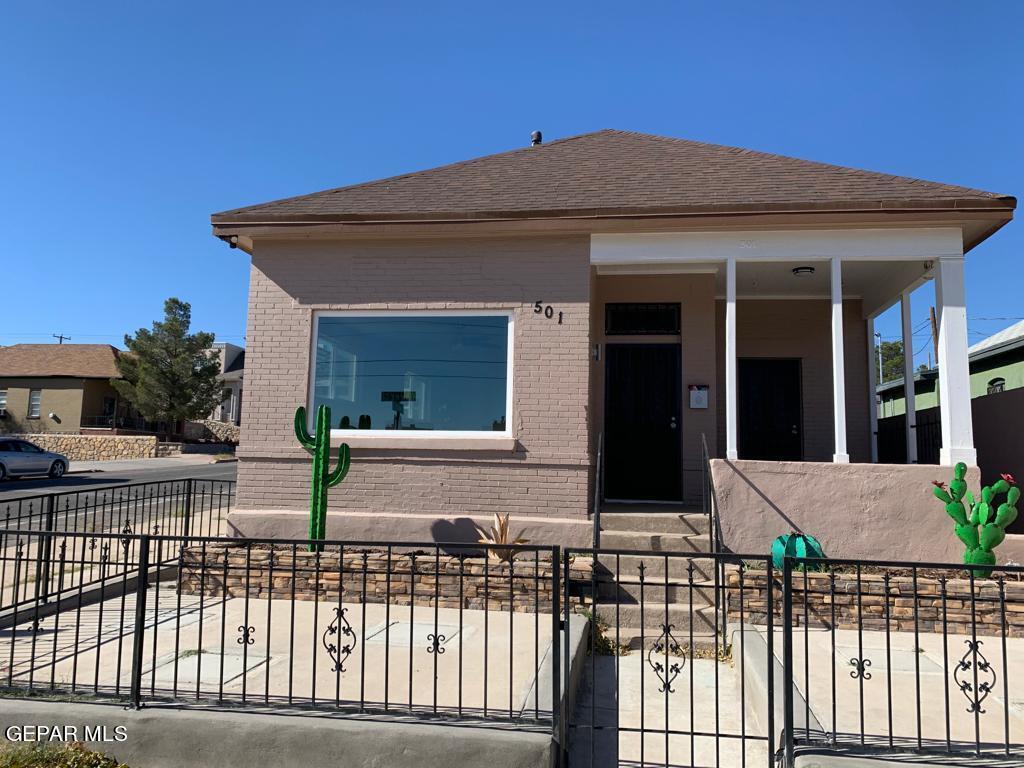 Primary Photo - 501 E River Ave