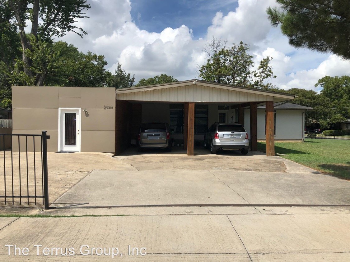 Primary Photo - 2959 Seymour Dr