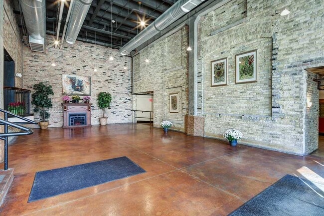 Building Photo - Schuster Historic Lofts