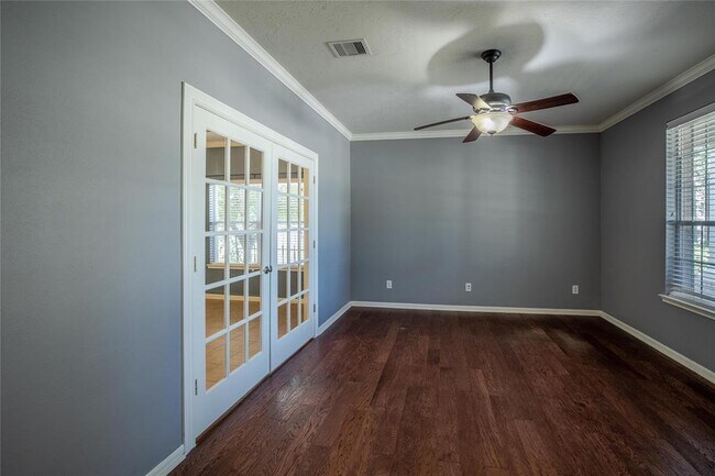 Building Photo - 26847 Trinity Trail