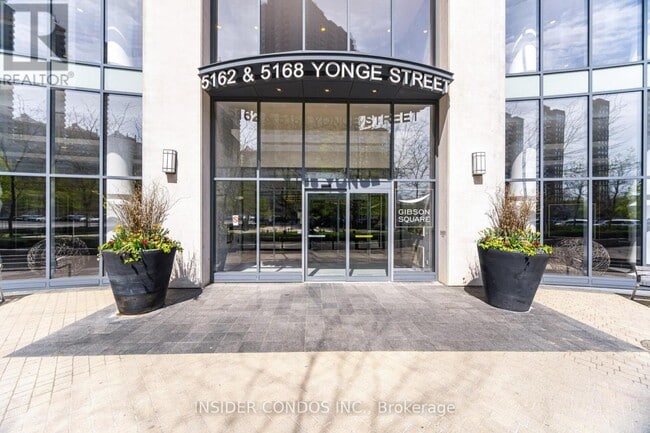 Building Photo - 5168 Yonge St