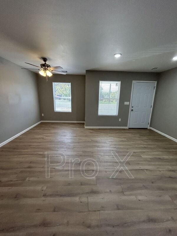 Foto del edificio - 716 Columbus St