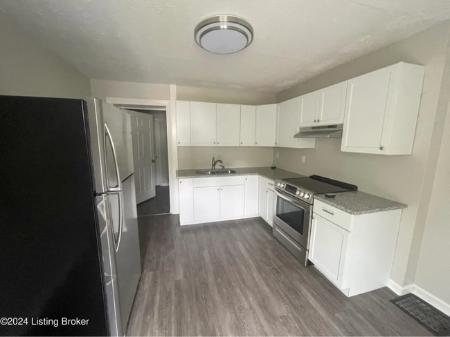 Building Photo - 1005 Dixie Hwy