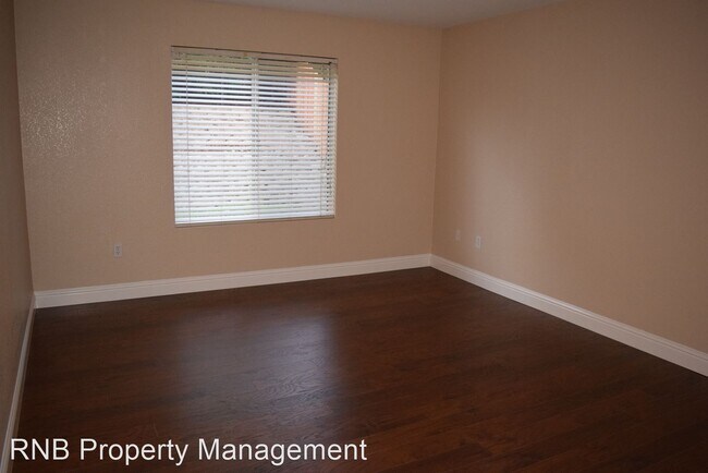 Foto del edificio - 5 br, 3 bath House - 1930 Crystal Court