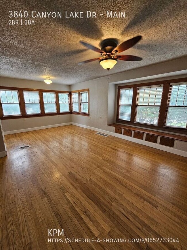 Building Photo - 3840 Canyon Lake Dr