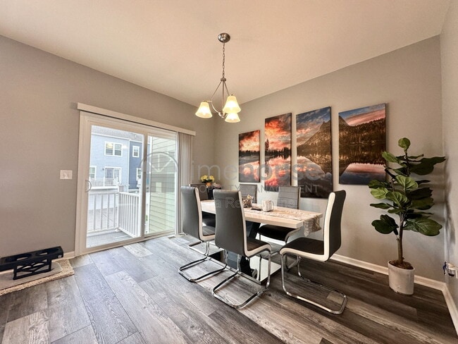 Foto del edificio - 724 Phalarope St