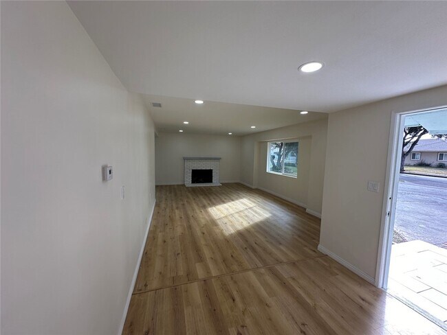 Foto del edificio - 747 E Benbow St