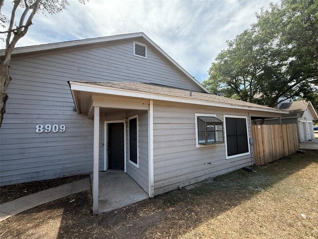 Building Photo - 8909 Schick Rd