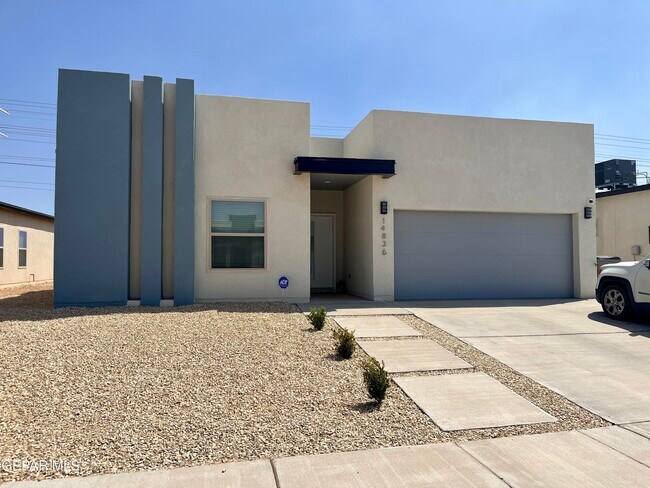 Foto del edificio - 14836 John McNeely Ave