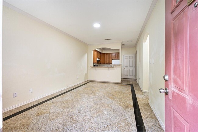 Foto del edificio - 9400 Bellaire Blvd