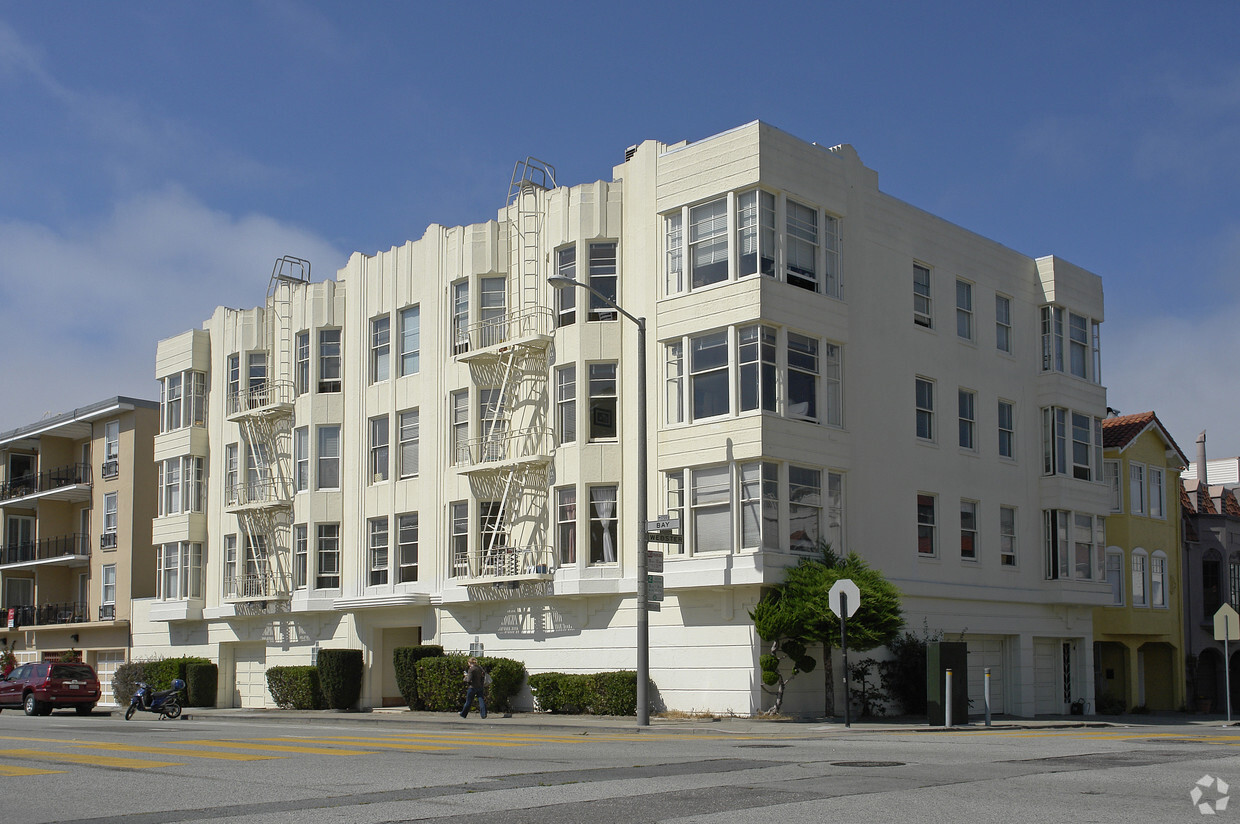 Foto del edificio - 1700 Bay St